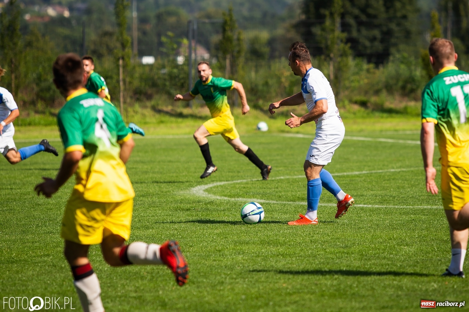 Zdjęcie w galerii na portalu naszraciborz.pl: Sparingowa masakra piłą nożną przy Srebrnej [FOTO] wiadomości z regionu
