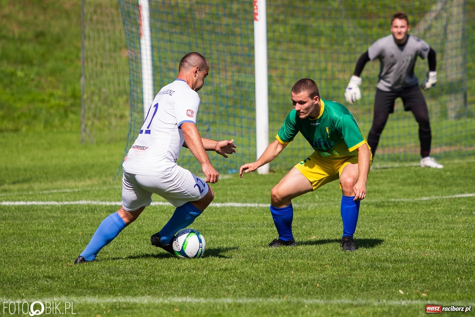 Zdjęcie w galerii na portalu naszraciborz.pl: Sparingowa masakra piłą nożną przy Srebrnej [FOTO] wiadomości z regionu