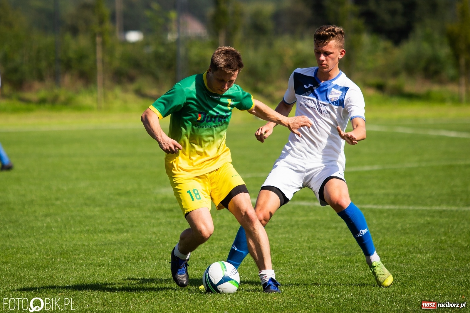 Zdjęcie w galerii na portalu naszraciborz.pl: Sparingowa masakra piłą nożną przy Srebrnej [FOTO] wiadomości z regionu