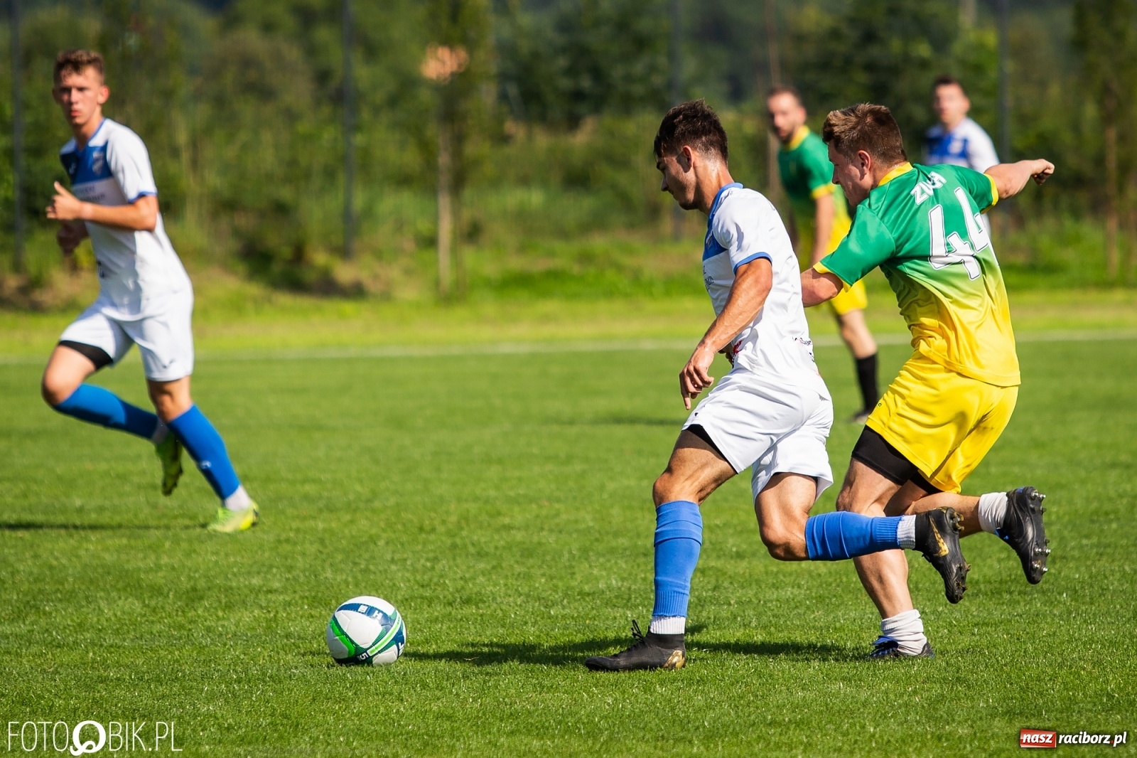 Zdjęcie w galerii na portalu naszraciborz.pl: Sparingowa masakra piłą nożną przy Srebrnej [FOTO] wiadomości z regionu