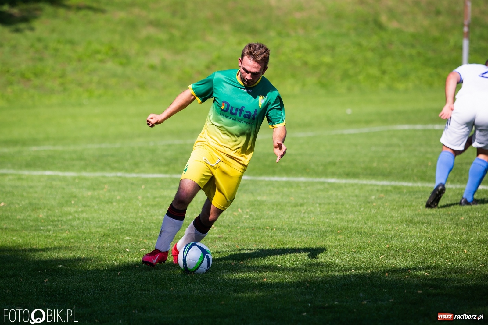 Zdjęcie w galerii na portalu naszraciborz.pl: Sparingowa masakra piłą nożną przy Srebrnej [FOTO] wiadomości z regionu