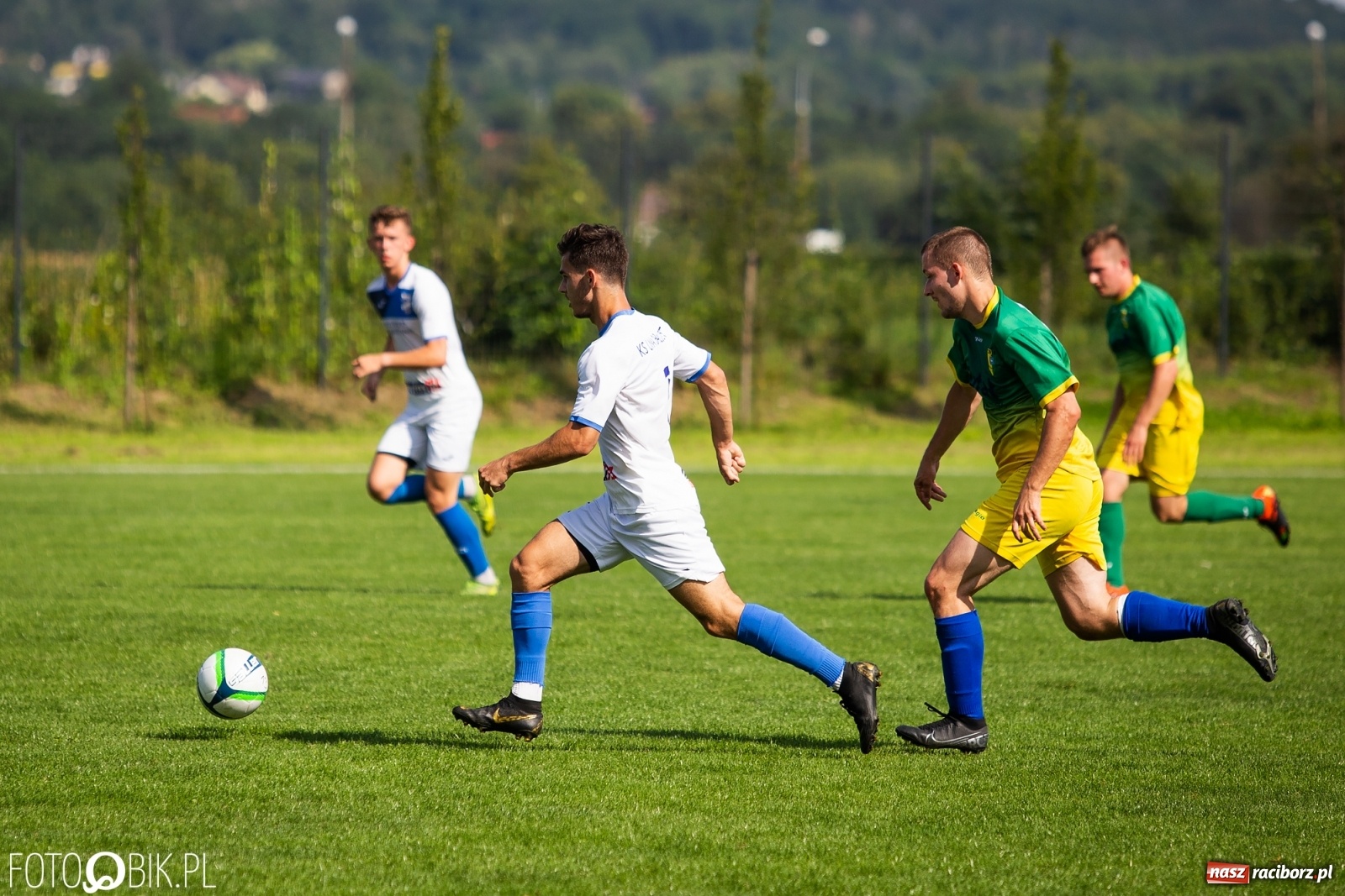 Zdjęcie w galerii na portalu naszraciborz.pl: Sparingowa masakra piłą nożną przy Srebrnej [FOTO] wiadomości z regionu