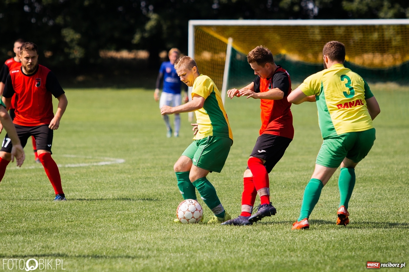 Zdjęcie w galerii na portalu naszraciborz.pl: Dobra sparingowa passa Brzezia przerwana. Lepszy pietrowicki Start [FOTO] wiadomości z regionu