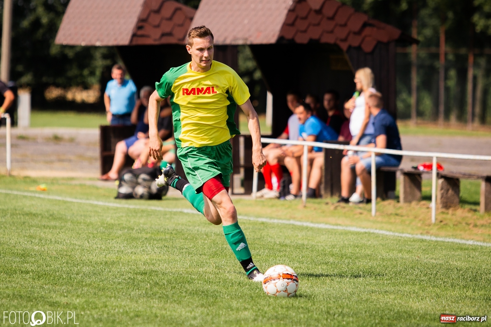 Zdjęcie w galerii na portalu naszraciborz.pl: Dobra sparingowa passa Brzezia przerwana. Lepszy pietrowicki Start [FOTO] wiadomości z regionu