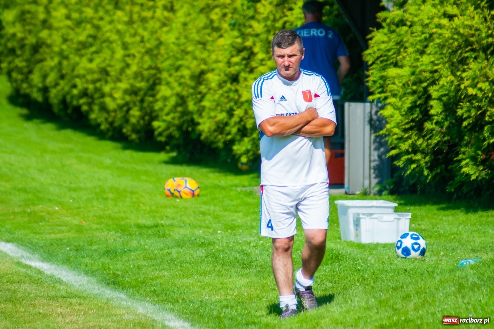 Zdjęcie w galerii na portalu naszraciborz.pl: Kadrowa katastrofa w Chałupkach. Rezerwy Krzanowic górą [FOTO] wiadomości z regionu