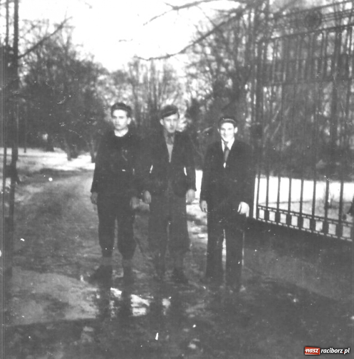 Zdjęcie w galerii na portalu naszraciborz.pl: Historie nieznane. Tu kształcono kadry kierownicze dla Polski ludowej wiadomości z regionu