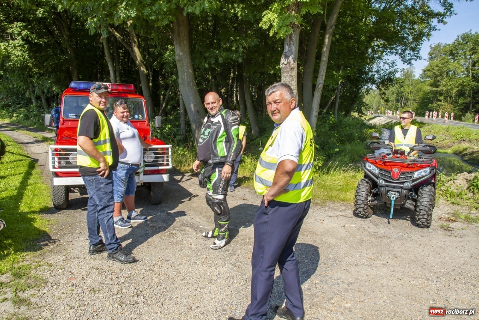 Zdjęcie w galerii na portalu naszraciborz.pl: Parada motocyklistów na pogrzebieńskim odpuście św. Krzysztofa [FOTO] wiadomości z regionu