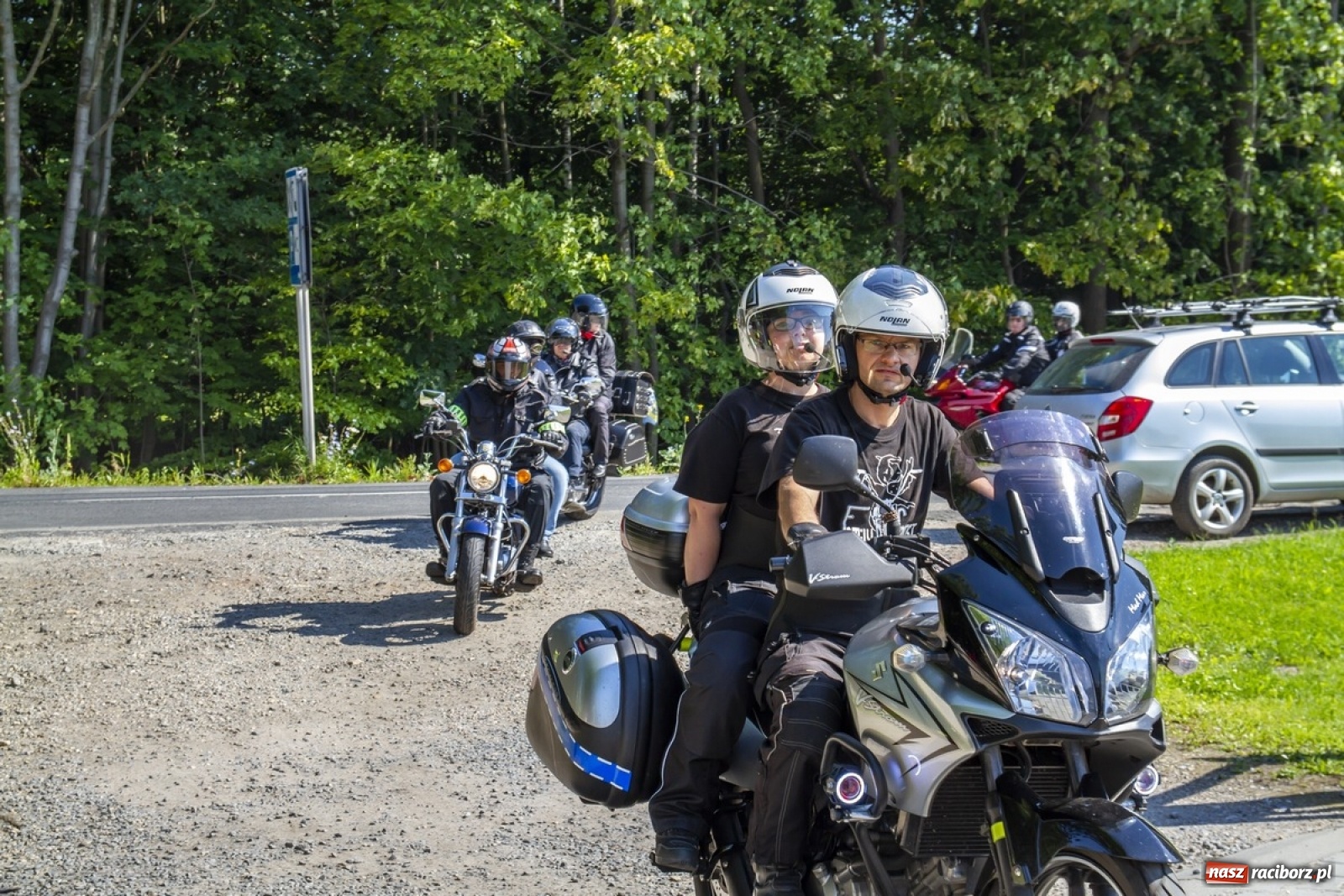 Zdjęcie w galerii na portalu naszraciborz.pl: Parada motocyklistów na pogrzebieńskim odpuście św. Krzysztofa [FOTO] wiadomości z regionu