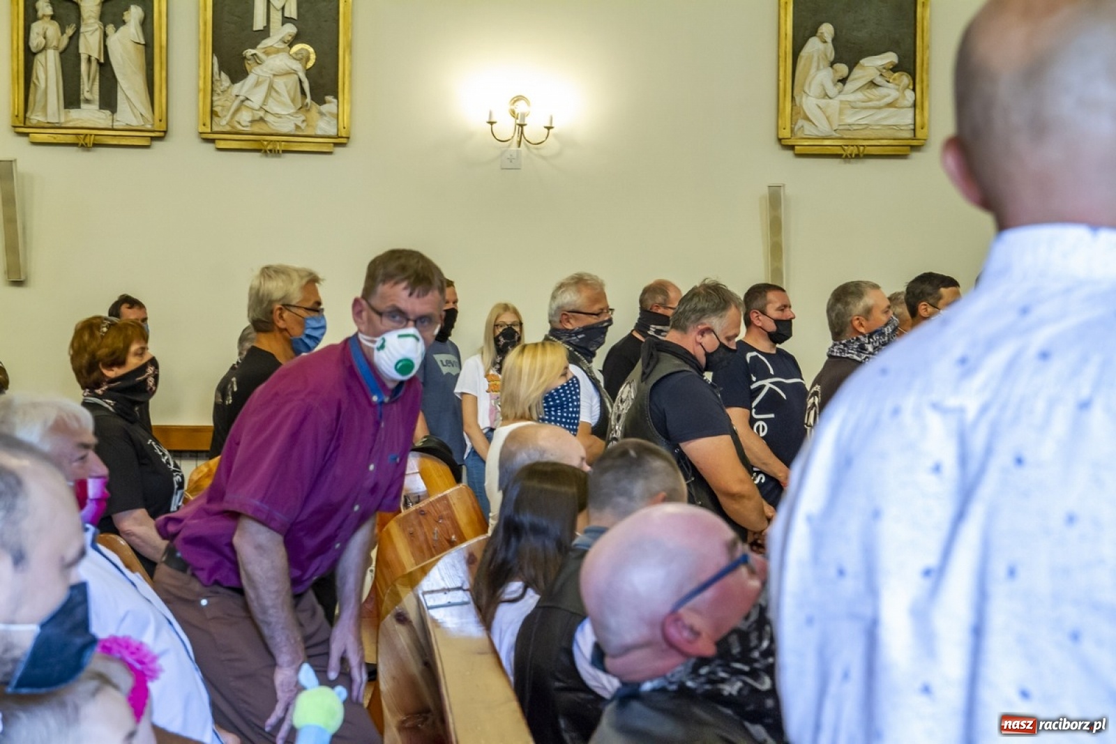 Zdjęcie w galerii na portalu naszraciborz.pl: Parada motocyklistów na pogrzebieńskim odpuście św. Krzysztofa [FOTO] wiadomości z regionu