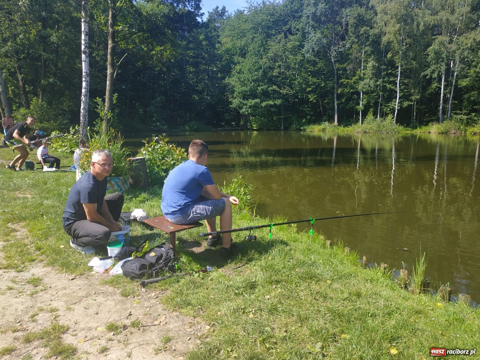 Zdjęcie w galerii na portalu naszraciborz.pl: Młodzi adepci wędkarstwa szukali złotej rybki w Oborze [FOTO] wiadomości z regionu