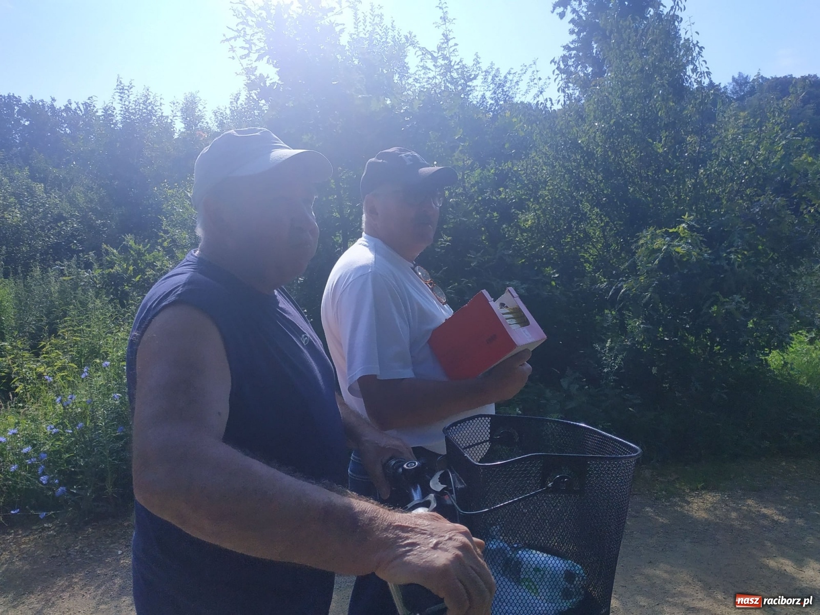 Zdjęcie w galerii na portalu naszraciborz.pl: Młodzi adepci wędkarstwa szukali złotej rybki w Oborze [FOTO] wiadomości z regionu