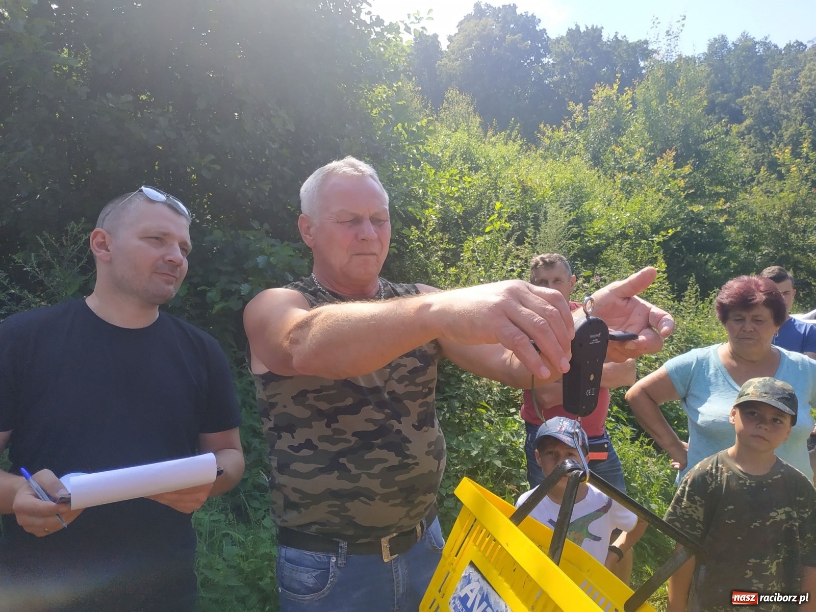 Zdjęcie w galerii na portalu naszraciborz.pl: Młodzi adepci wędkarstwa szukali złotej rybki w Oborze [FOTO] wiadomości z regionu