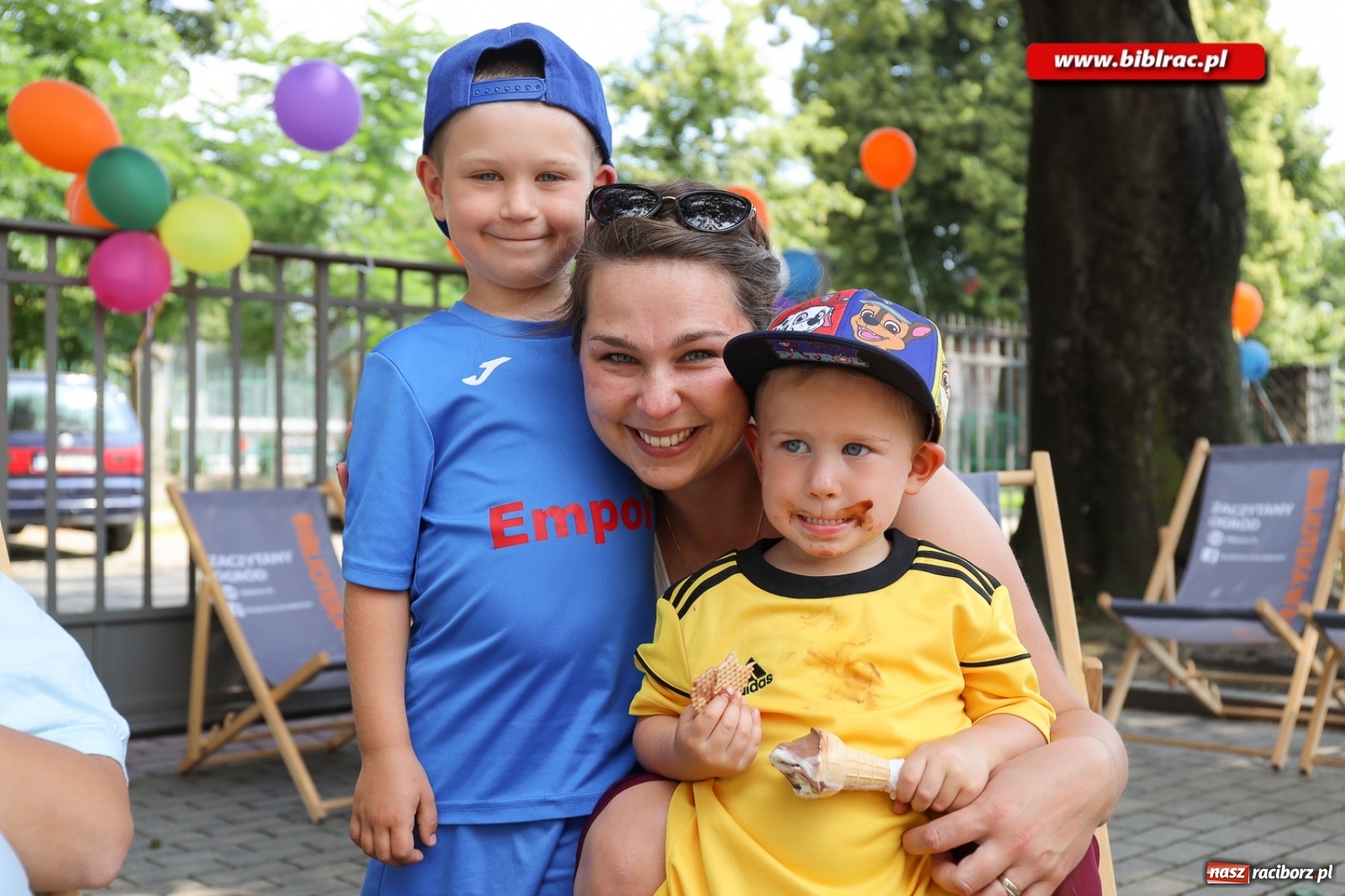 Zdjęcie w galerii na portalu naszraciborz.pl: Biblioteczny piknik integracyjny pełen atrakcji [FOTO] wiadomości z regionu