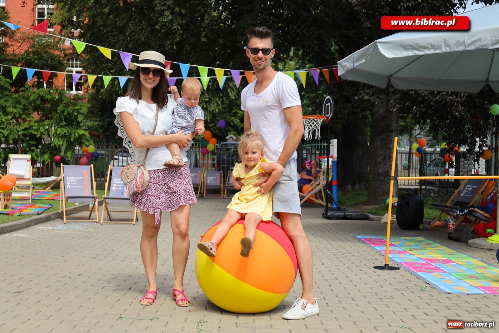 Zdjęcie w galerii na portalu naszraciborz.pl: Biblioteczny piknik integracyjny pełen atrakcji [FOTO] wiadomości z regionu