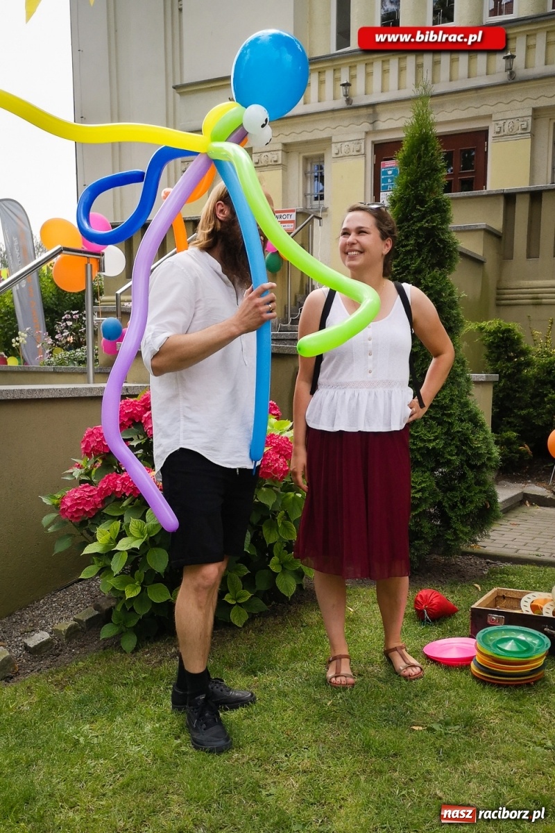 Zdjęcie w galerii na portalu naszraciborz.pl: Biblioteczny piknik integracyjny pełen atrakcji [FOTO] wiadomości z regionu