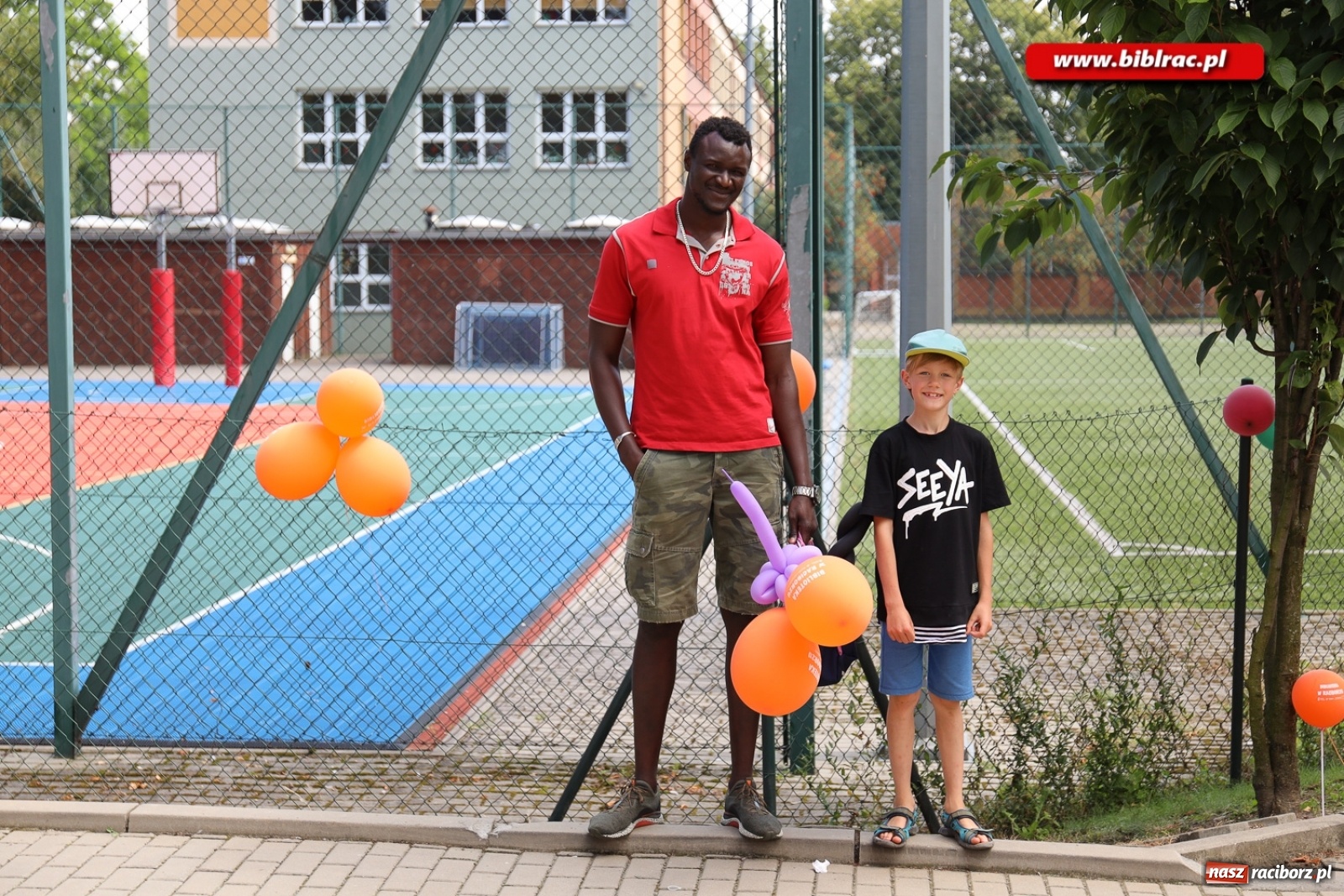Zdjęcie w galerii na portalu naszraciborz.pl: Biblioteczny piknik integracyjny pełen atrakcji [FOTO] wiadomości z regionu