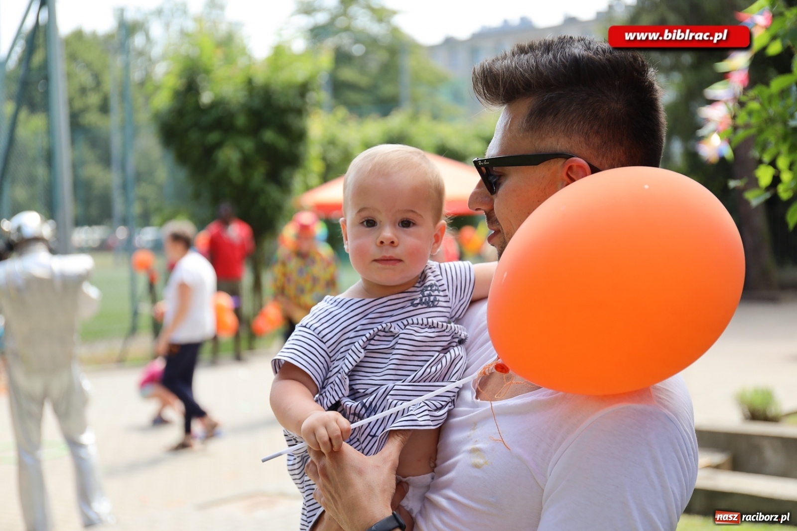 Zdjęcie w galerii na portalu naszraciborz.pl: Biblioteczny piknik integracyjny pełen atrakcji [FOTO] wiadomości z regionu