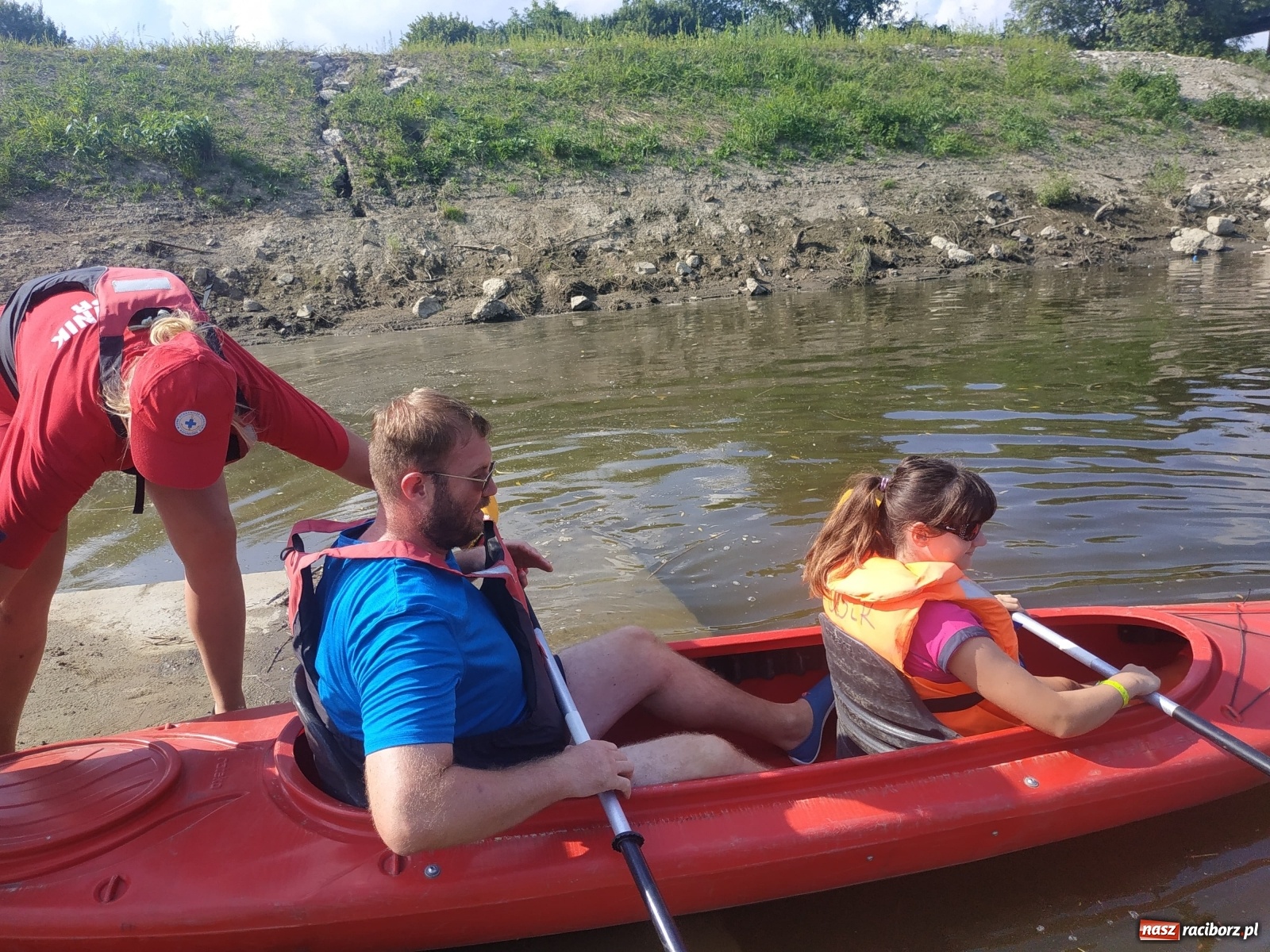 Zdjęcie w galerii na portalu naszraciborz.pl: Raciborski OSiR zorganizował spływ kajakowy wiadomości z regionu