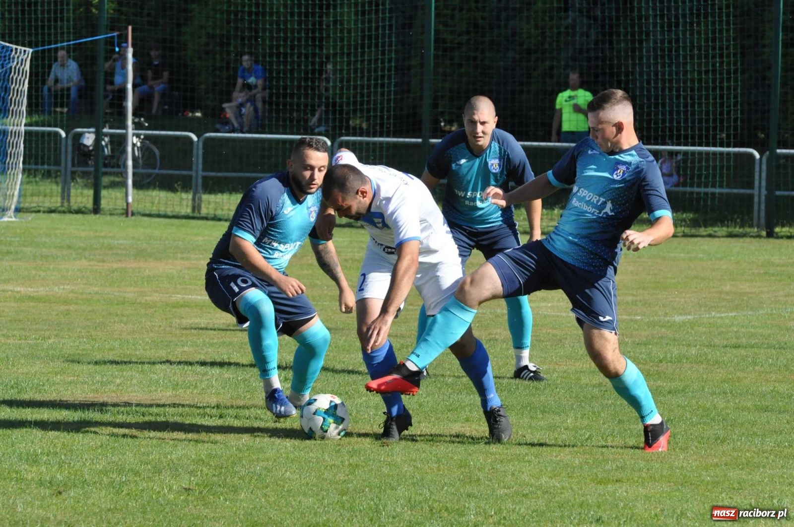 Zdjęcie w galerii na portalu naszraciborz.pl: Derby powiatu. Unia Racibórz poległa w Nędzy [FOTO] wiadomości z regionu