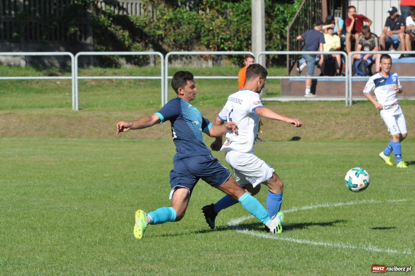 Zdjęcie w galerii na portalu naszraciborz.pl: Derby powiatu. Unia Racibórz poległa w Nędzy [FOTO] wiadomości z regionu