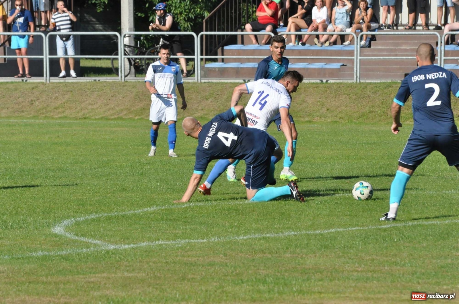 Zdjęcie w galerii na portalu naszraciborz.pl: Derby powiatu. Unia Racibórz poległa w Nędzy [FOTO] wiadomości z regionu