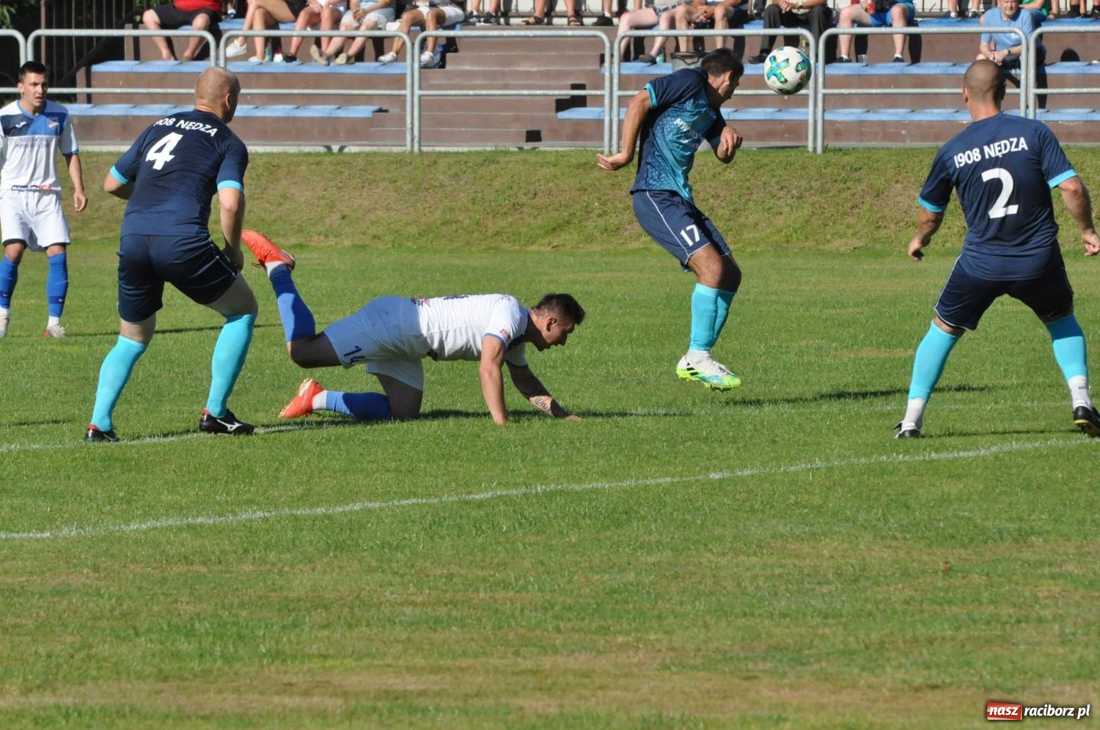 Zdjęcie w galerii na portalu naszraciborz.pl: Derby powiatu. Unia Racibórz poległa w Nędzy [FOTO] wiadomości z regionu