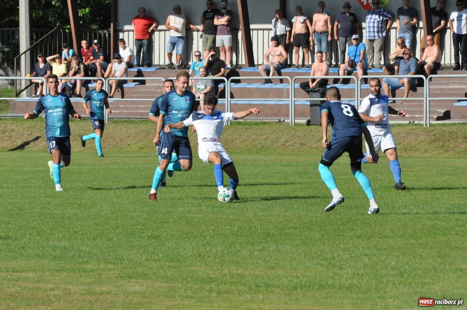 Zdjęcie w galerii na portalu naszraciborz.pl: Derby powiatu. Unia Racibórz poległa w Nędzy [FOTO] wiadomości z regionu