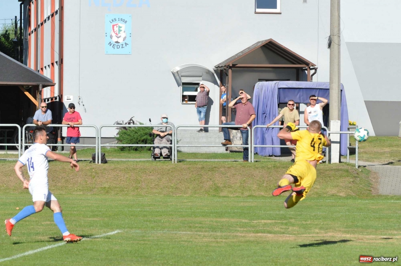 Zdjęcie w galerii na portalu naszraciborz.pl: Derby powiatu. Unia Racibórz poległa w Nędzy [FOTO] wiadomości z regionu