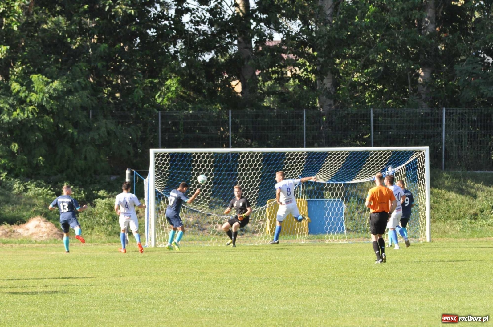 Zdjęcie w galerii na portalu naszraciborz.pl: Derby powiatu. Unia Racibórz poległa w Nędzy [FOTO] wiadomości z regionu
