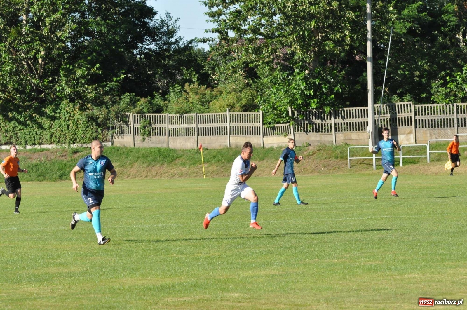 Zdjęcie w galerii na portalu naszraciborz.pl: Derby powiatu. Unia Racibórz poległa w Nędzy [FOTO] wiadomości z regionu
