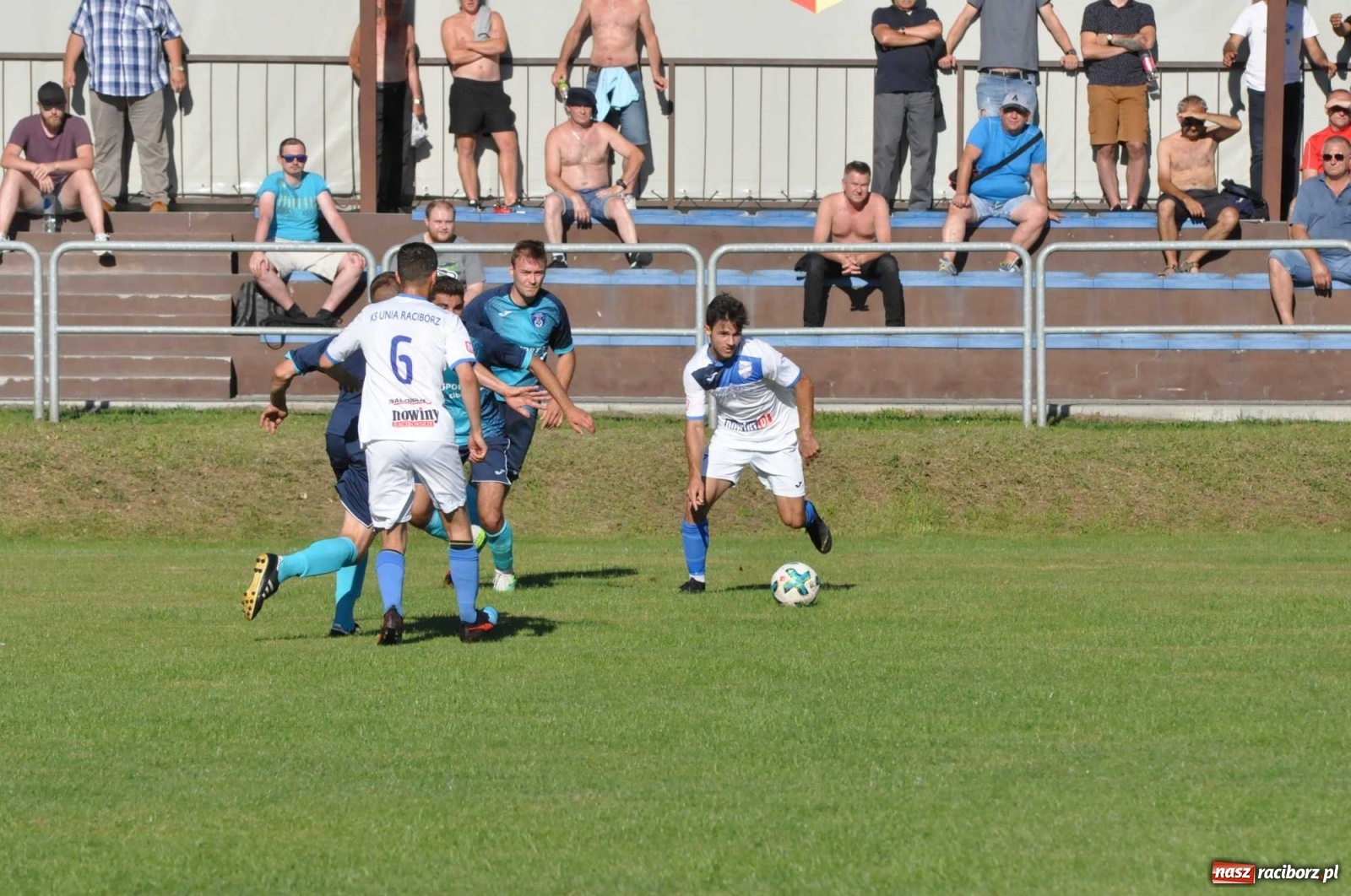 Zdjęcie w galerii na portalu naszraciborz.pl: Derby powiatu. Unia Racibórz poległa w Nędzy [FOTO] wiadomości z regionu