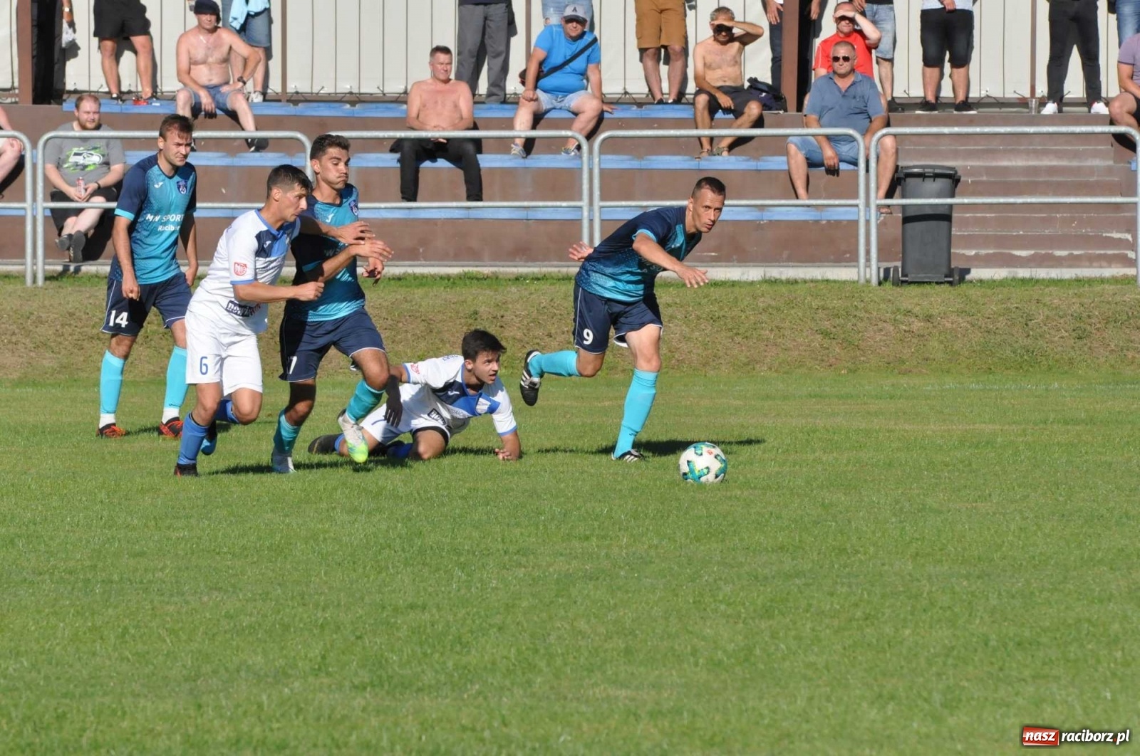 Zdjęcie w galerii na portalu naszraciborz.pl: Derby powiatu. Unia Racibórz poległa w Nędzy [FOTO] wiadomości z regionu