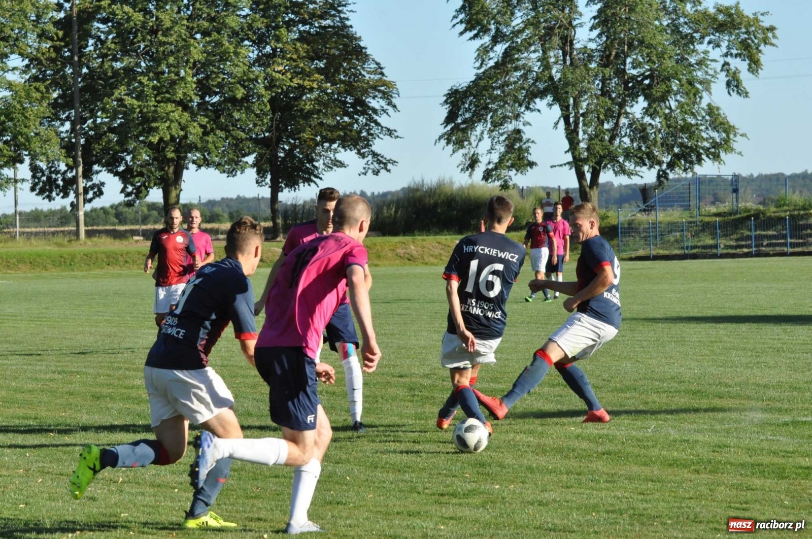 Zdjęcie w galerii na portalu naszraciborz.pl: Z piekła do nieba. Piłkarski thriller w Krzanowicach [FOTO] wiadomości z regionu