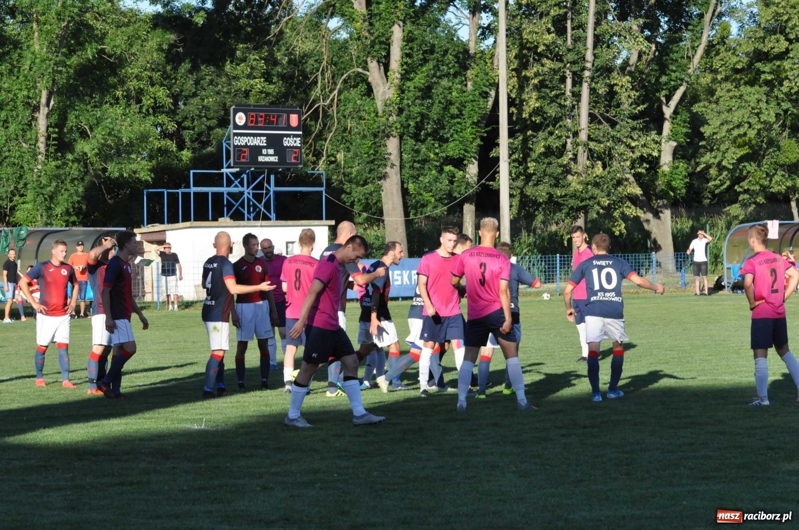 Zdjęcie w galerii na portalu naszraciborz.pl: Z piekła do nieba. Piłkarski thriller w Krzanowicach [FOTO] wiadomości z regionu