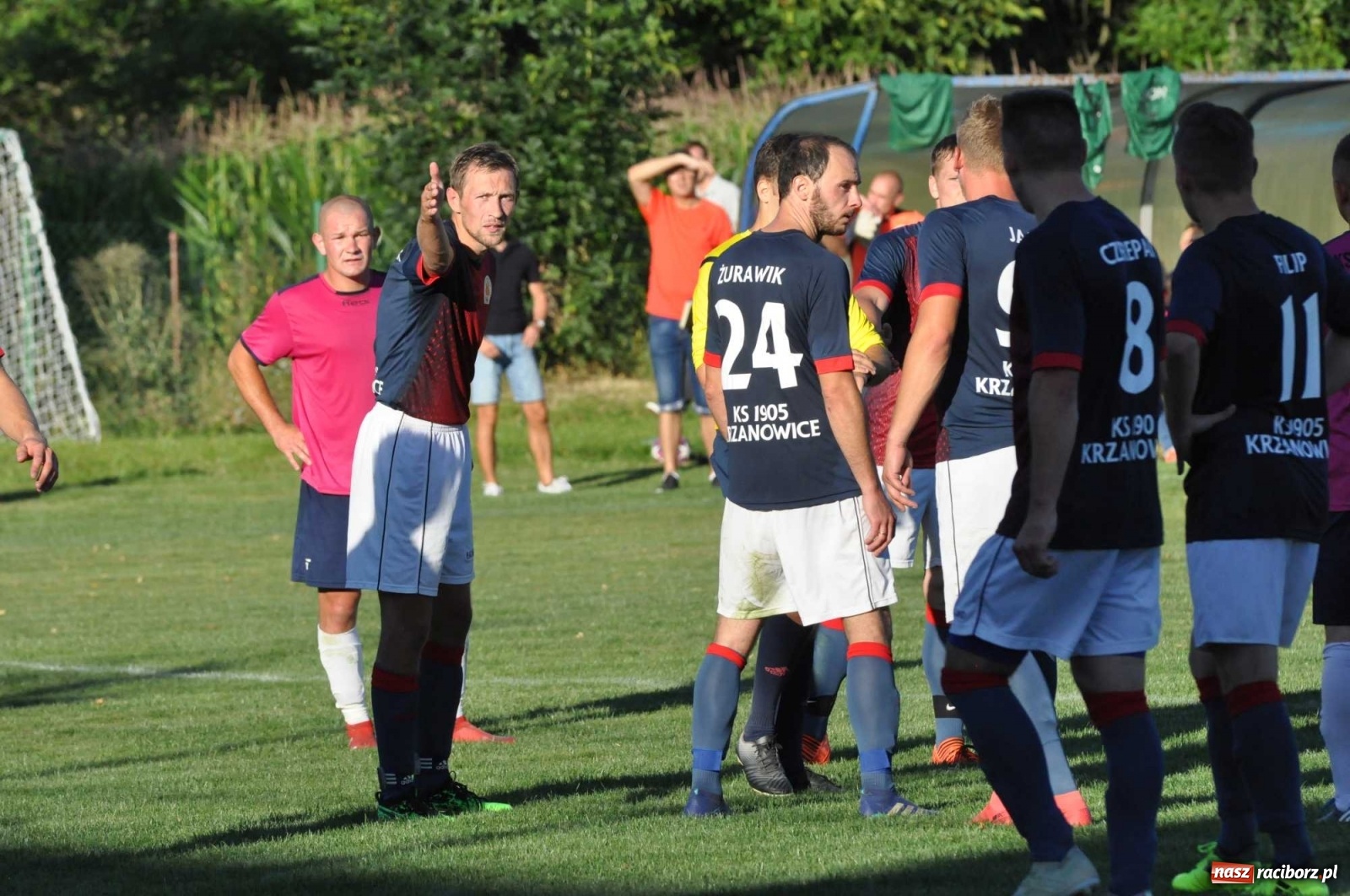 Zdjęcie w galerii na portalu naszraciborz.pl: Z piekła do nieba. Piłkarski thriller w Krzanowicach [FOTO] wiadomości z regionu