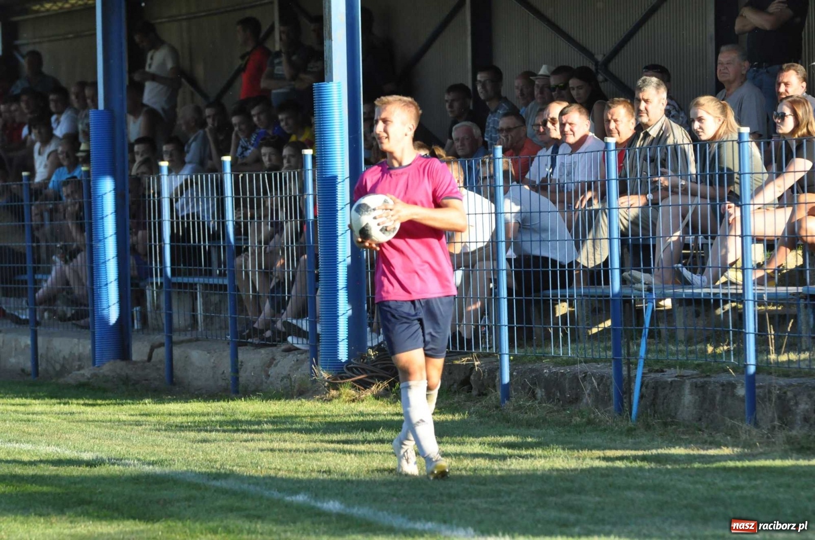 Zdjęcie w galerii na portalu naszraciborz.pl: Z piekła do nieba. Piłkarski thriller w Krzanowicach [FOTO] wiadomości z regionu