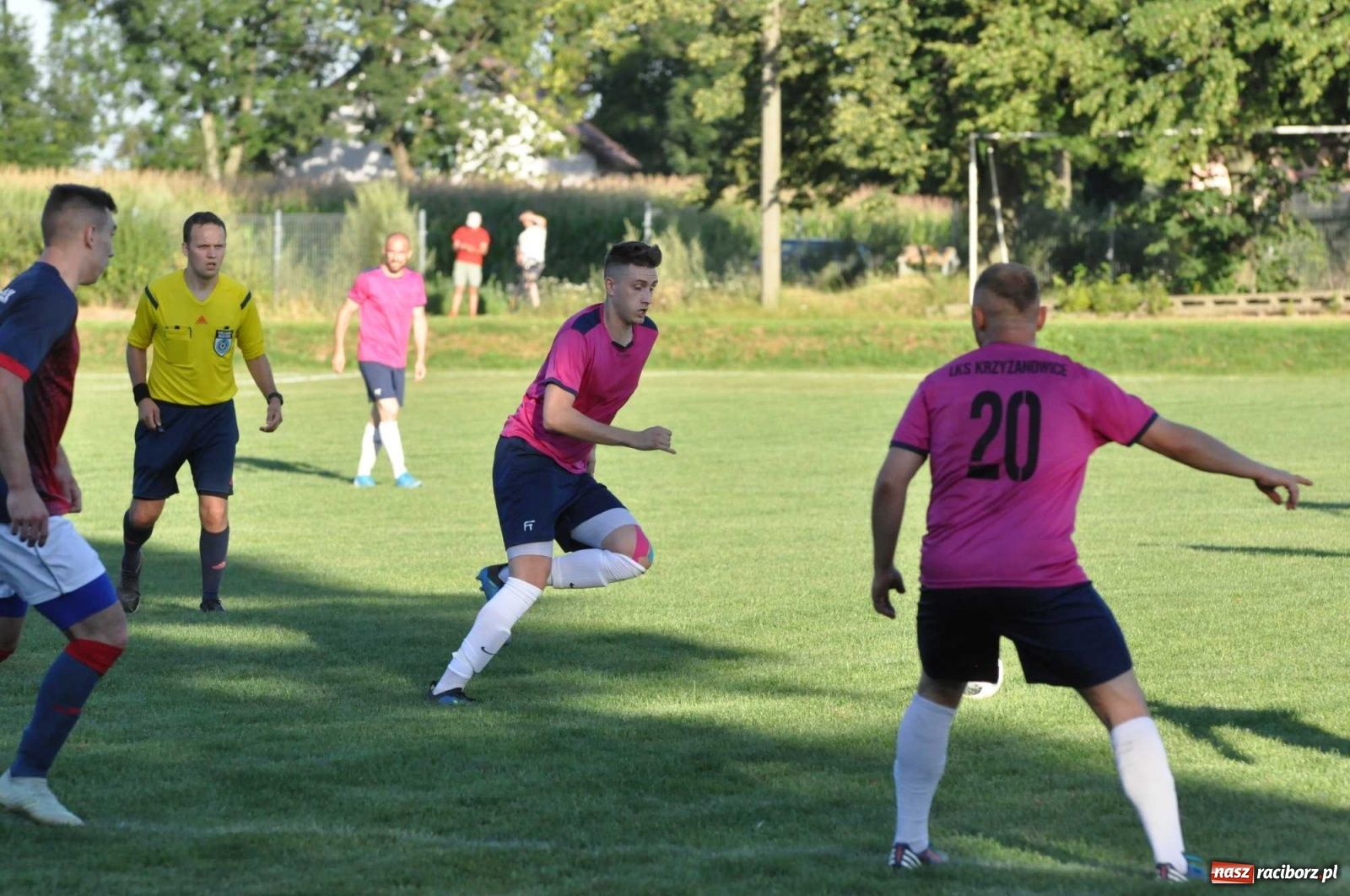 Zdjęcie w galerii na portalu naszraciborz.pl: Z piekła do nieba. Piłkarski thriller w Krzanowicach [FOTO] wiadomości z regionu