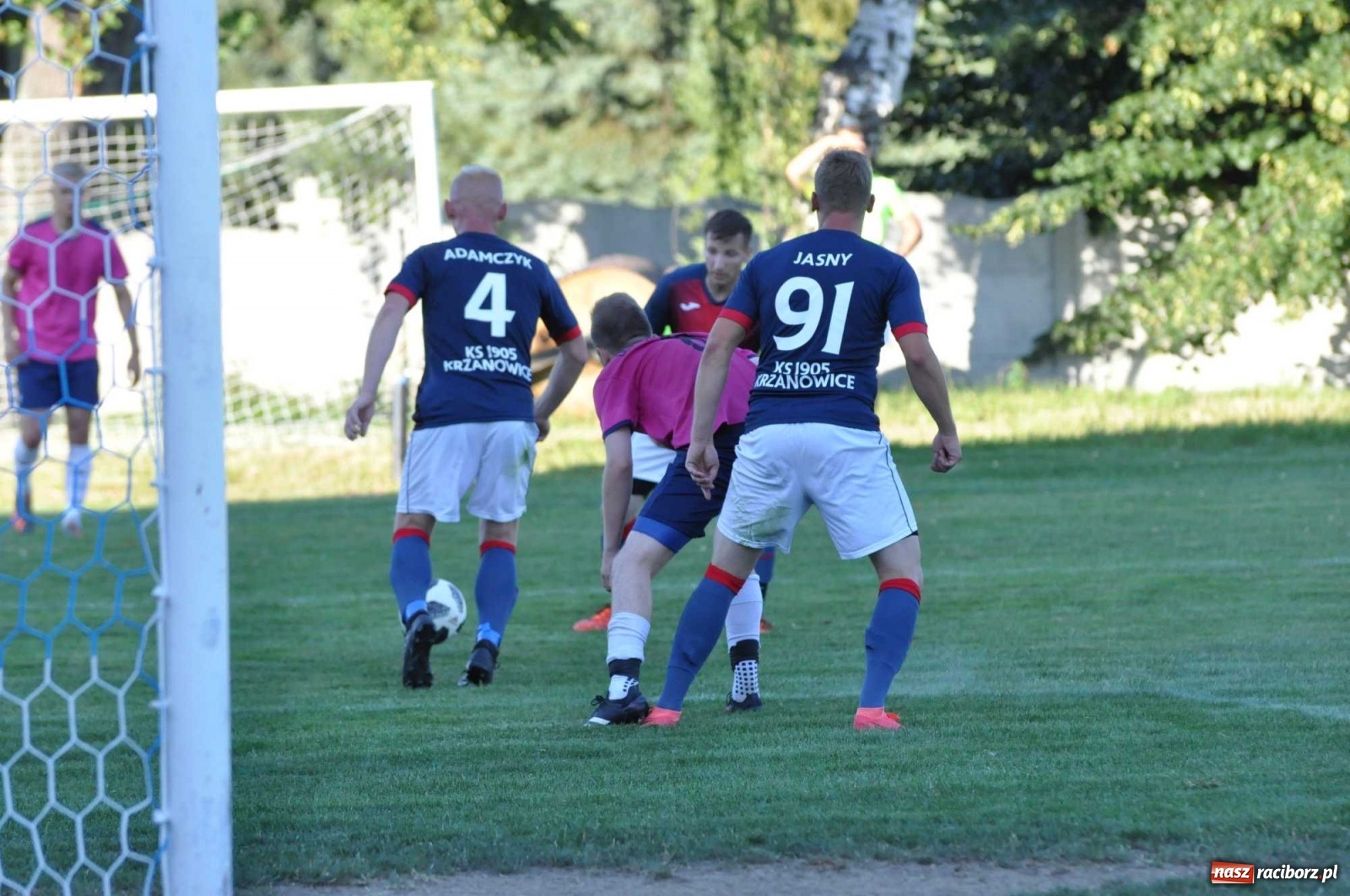 Zdjęcie w galerii na portalu naszraciborz.pl: Z piekła do nieba. Piłkarski thriller w Krzanowicach [FOTO] wiadomości z regionu