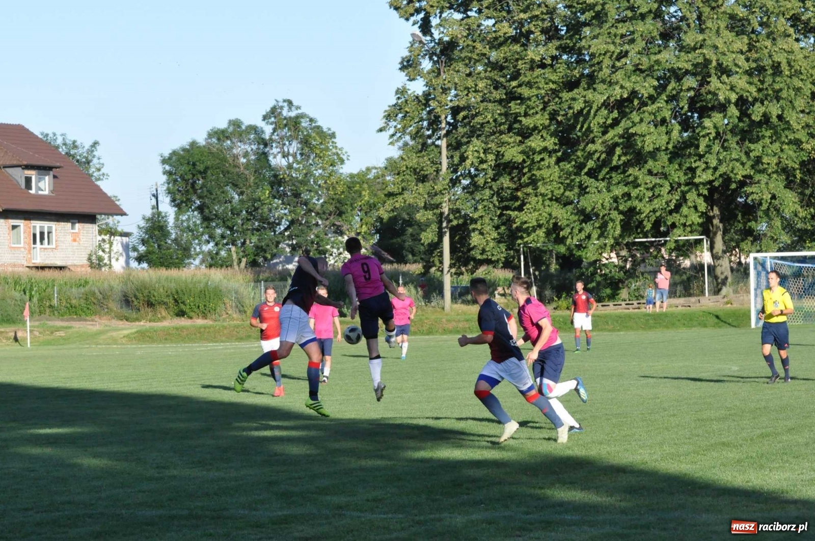 Zdjęcie w galerii na portalu naszraciborz.pl: Z piekła do nieba. Piłkarski thriller w Krzanowicach [FOTO] wiadomości z regionu