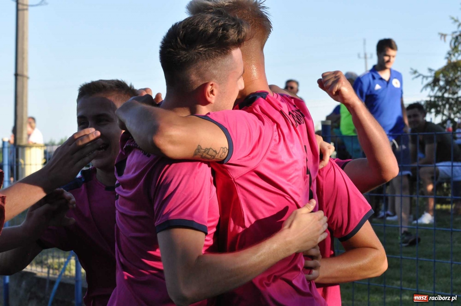 Zdjęcie w galerii na portalu naszraciborz.pl: Z piekła do nieba. Piłkarski thriller w Krzanowicach [FOTO] wiadomości z regionu