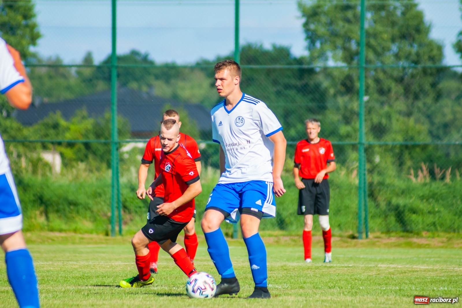 Zdjęcie w galerii na portalu naszraciborz.pl: Udana inauguracja w Markowicach. Prezes Cyran niczym jasnowidz [FOTO] wiadomości z regionu