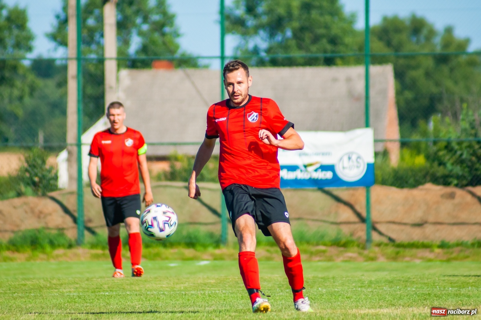 Zdjęcie w galerii na portalu naszraciborz.pl: Udana inauguracja w Markowicach. Prezes Cyran niczym jasnowidz [FOTO] wiadomości z regionu