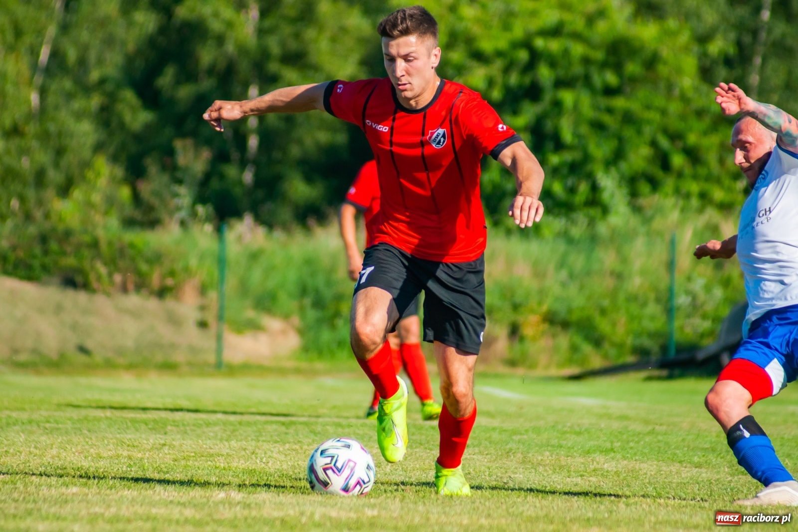 Zdjęcie w galerii na portalu naszraciborz.pl: Udana inauguracja w Markowicach. Prezes Cyran niczym jasnowidz [FOTO] wiadomości z regionu