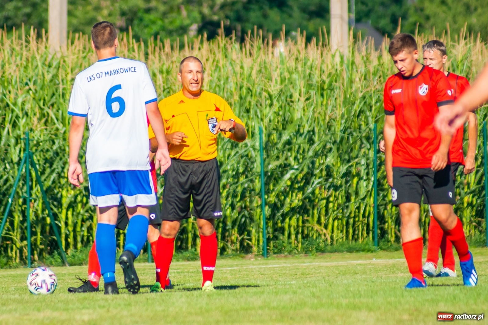 Zdjęcie w galerii na portalu naszraciborz.pl: Udana inauguracja w Markowicach. Prezes Cyran niczym jasnowidz [FOTO] wiadomości z regionu