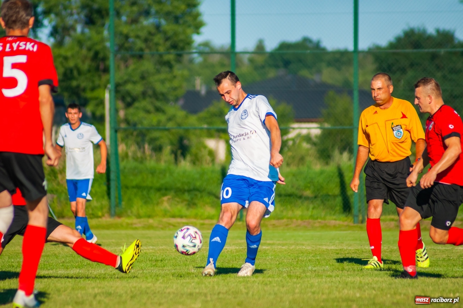 Zdjęcie w galerii na portalu naszraciborz.pl: Udana inauguracja w Markowicach. Prezes Cyran niczym jasnowidz [FOTO] wiadomości z regionu