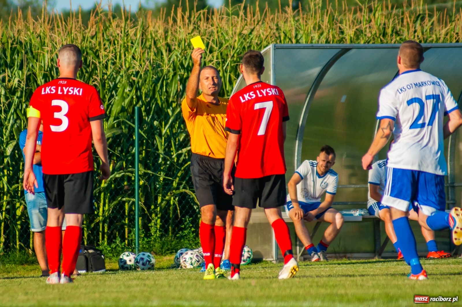 Zdjęcie w galerii na portalu naszraciborz.pl: Udana inauguracja w Markowicach. Prezes Cyran niczym jasnowidz [FOTO] wiadomości z regionu