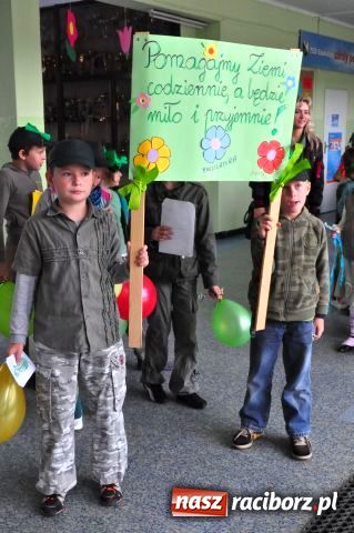 Zdjęcie w galerii na portalu naszraciborz.pl: Ekoludki przeszły przez Racibórz wiadomości z regionu