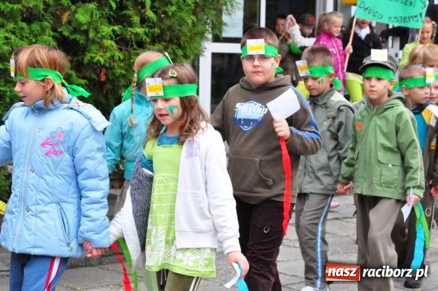 Zdjęcie w galerii na portalu naszraciborz.pl: Ekoludki przeszły przez Racibórz wiadomości z regionu