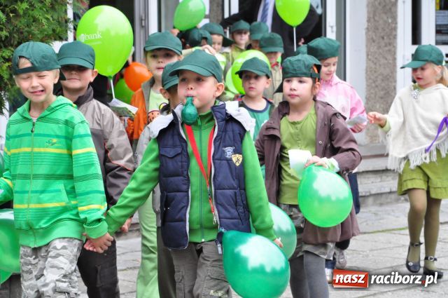 Zdjęcie w galerii na portalu naszraciborz.pl: Ekoludki przeszły przez Racibórz wiadomości z regionu