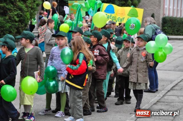 Zdjęcie w galerii na portalu naszraciborz.pl: Ekoludki przeszły przez Racibórz wiadomości z regionu